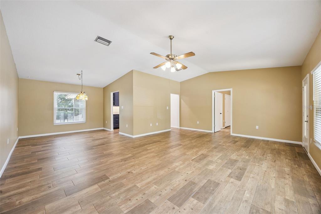 80 Whitcomb Avenue Umatilla, FL 32784 - Photo 25 of 49