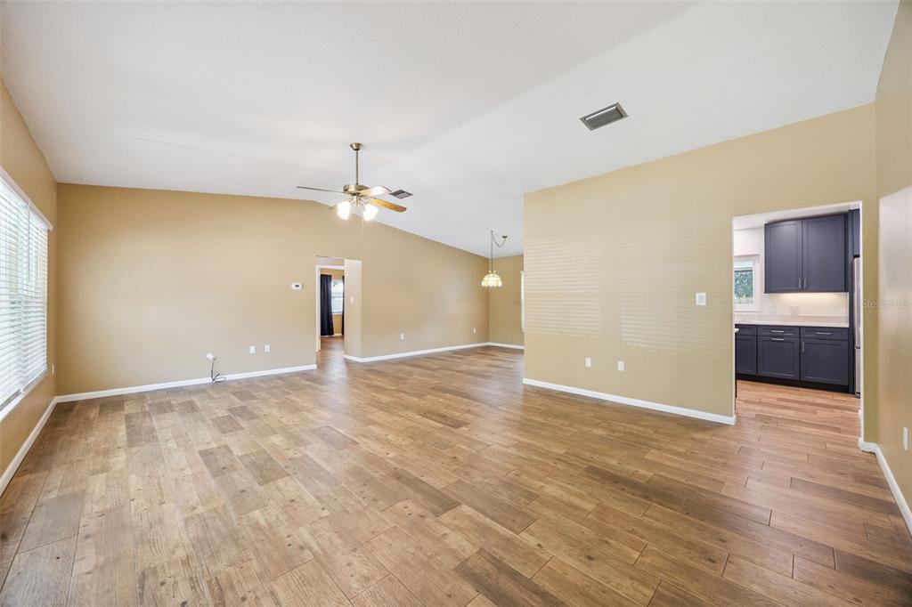 80 Whitcomb Avenue Umatilla, FL 32784 - Photo 5 of 49