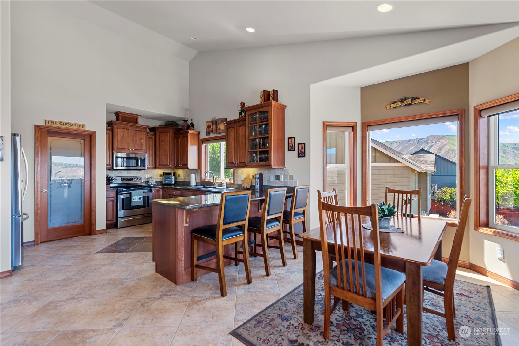 2630 Golf Course Road Malaga, WA 98828 - Photo 11 of 37 Gallery Image 11