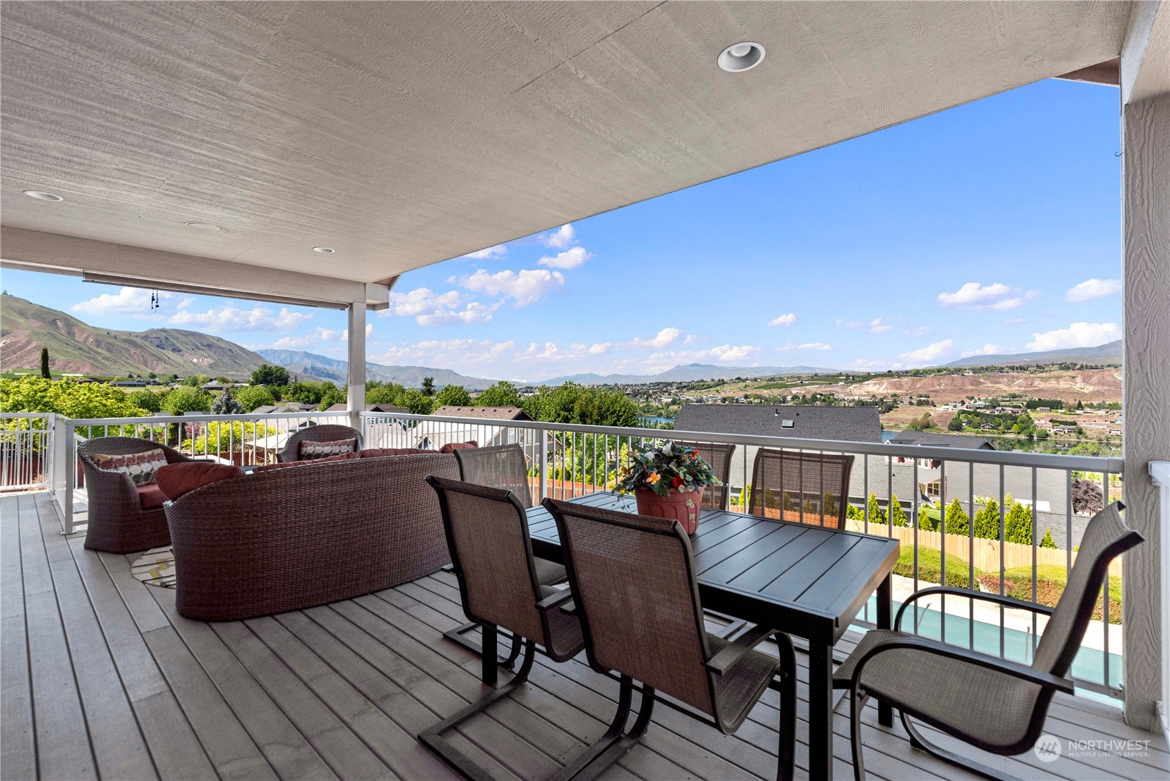 2630 Golf Course Road Malaga, WA 98828 - Photo 32 of 37 Gallery Image 32