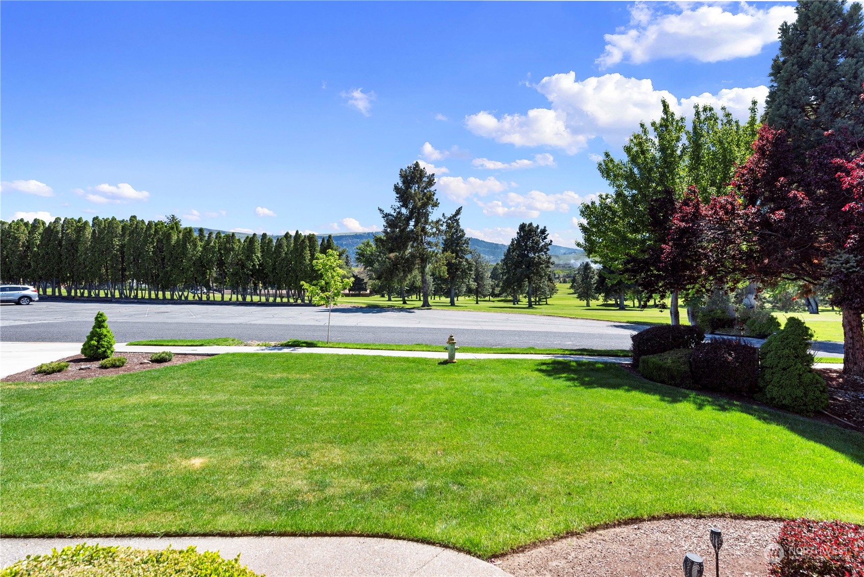 2630 Golf Course Road Malaga, WA 98828 - Photo 5 of 37 Gallery Image 5