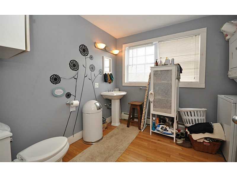 272 Mitchell's Lane Middletown, RI 02842 - Photo 11 of 25 Bathroom.