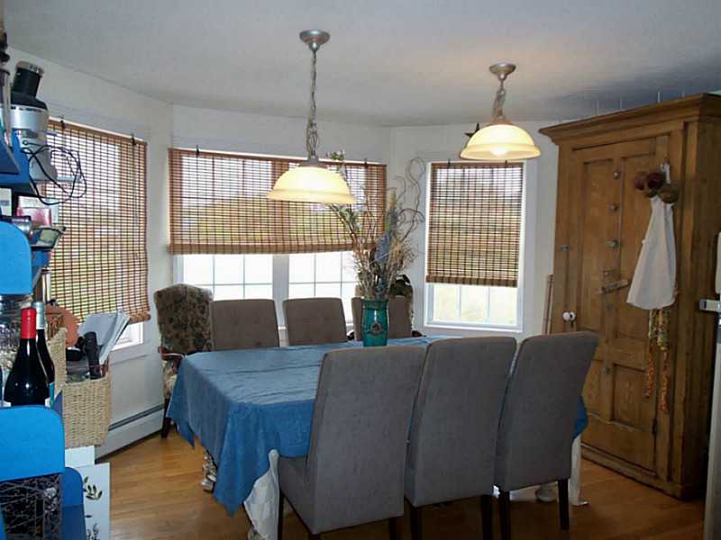 272 Mitchell's Lane Middletown, RI 02842 - Photo 5 of 25 Dining Room.