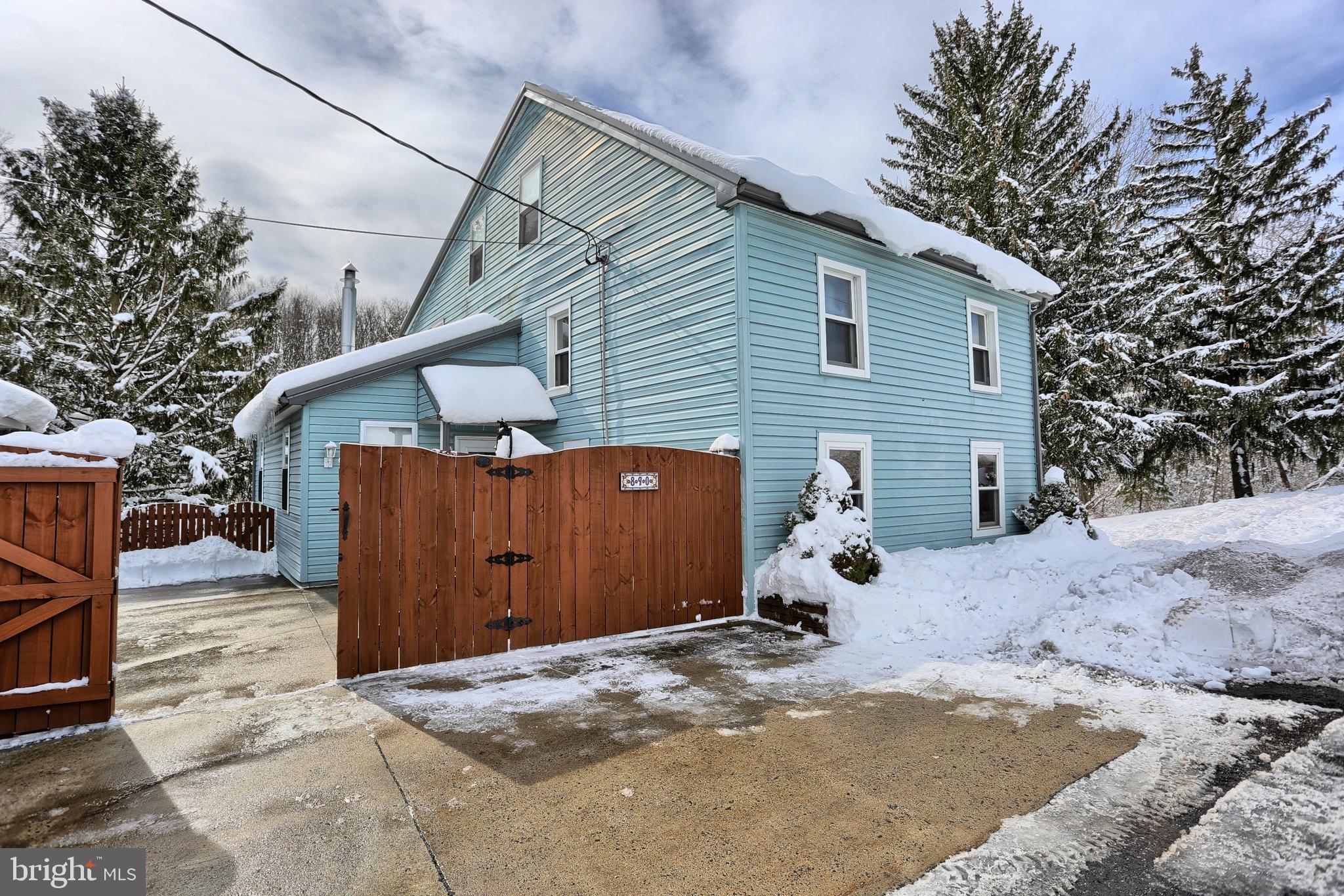 890 Old Ferry Road Millerstown, PA 17062 - Photo 2 of 47 Gallery Image 2