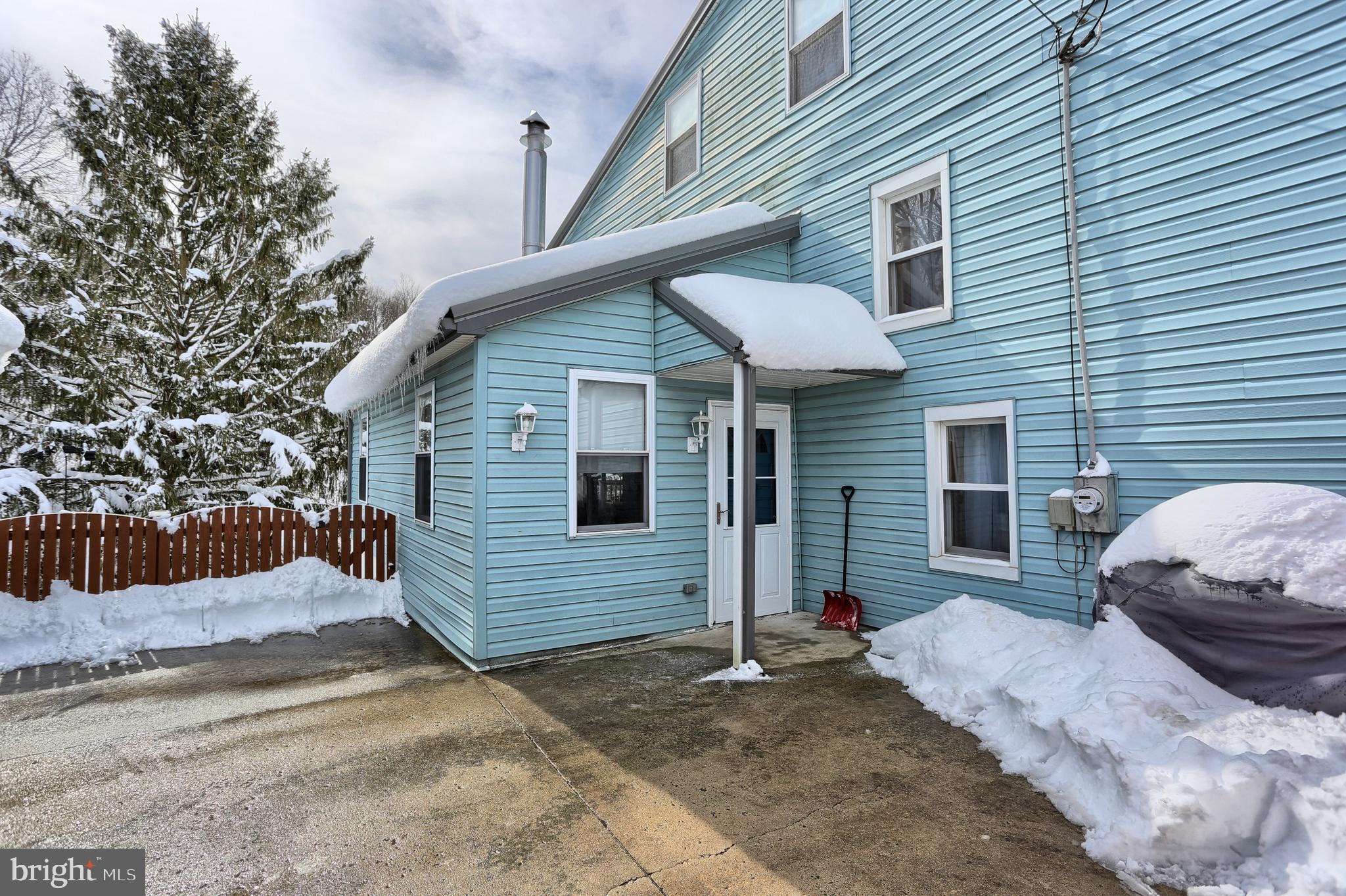 890 Old Ferry Road Millerstown, PA 17062 - Photo 3 of 47 Gallery Image 3
