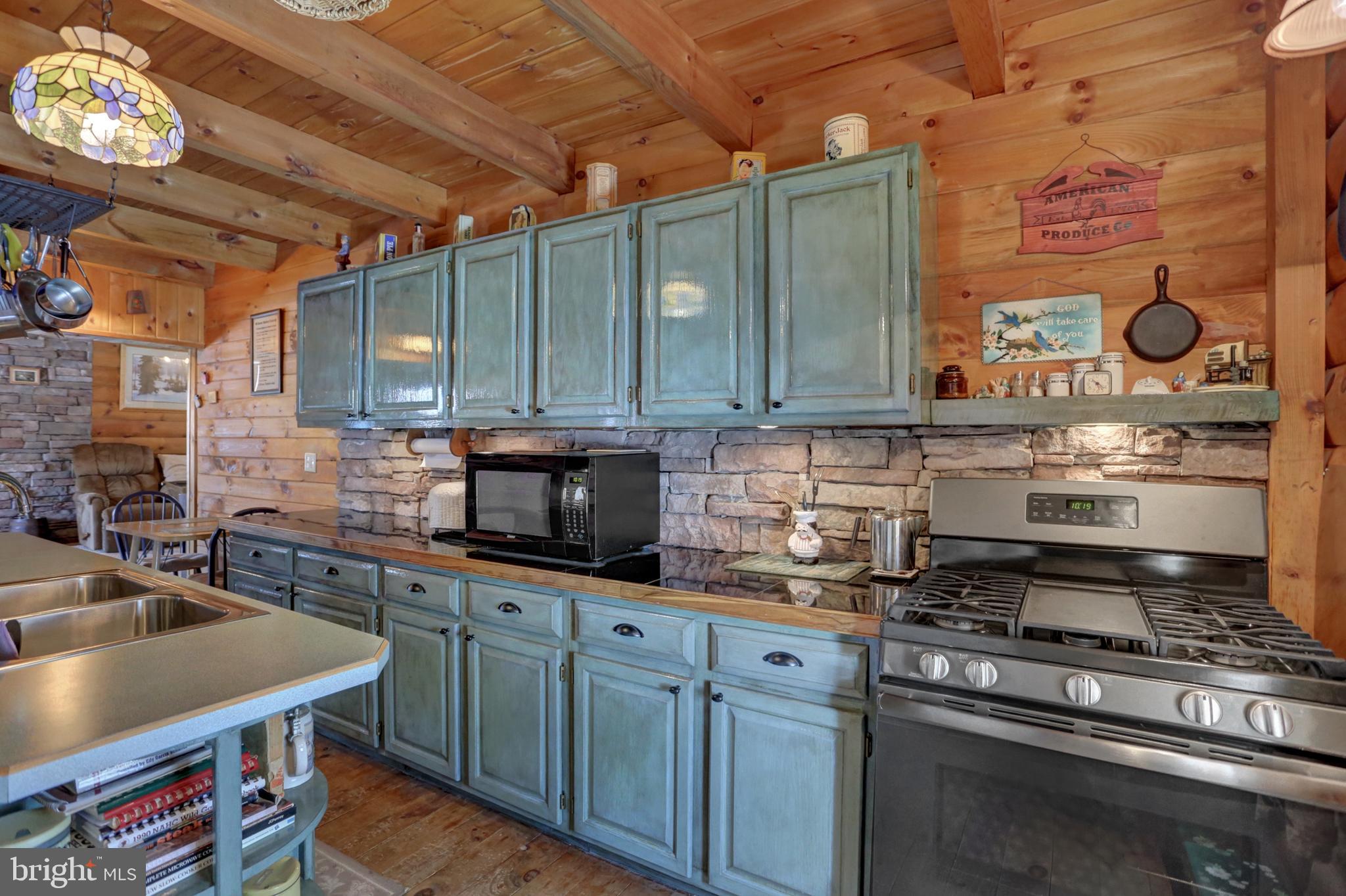 890 Old Ferry Road Millerstown, PA 17062 - Photo 9 of 47 Gallery Image 9