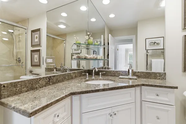 $629,000 | 2 Ct Of Mohawk Valley, Lincolnshire, IL 60069