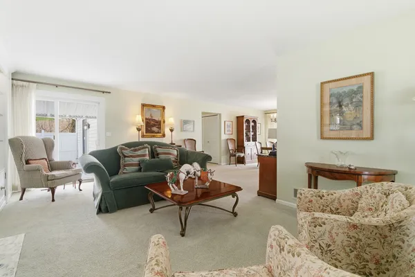 $629,000 | 2 Ct Of Mohawk Valley, Lincolnshire, IL 60069