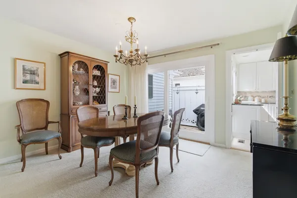 $629,000 | 2 Ct Of Mohawk Valley, Lincolnshire, IL 60069