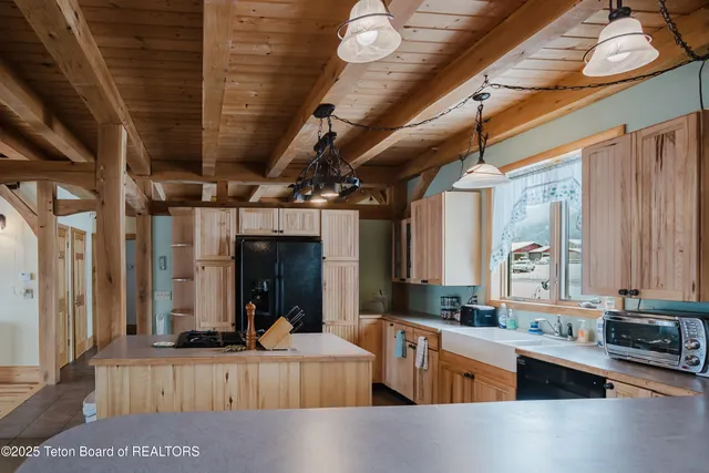 $850,000 | 1190 Saddle Drive, Etna, WY 83118