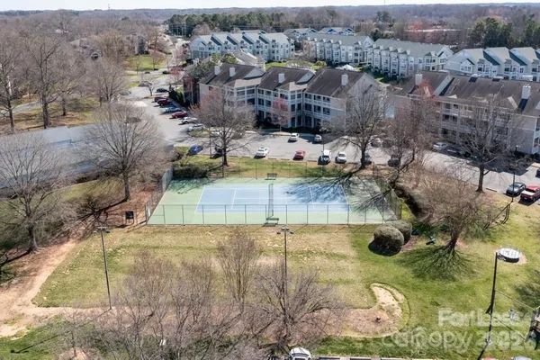 a view of outdoor space