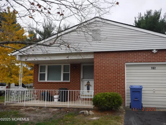 $2,200 | 102 Troumaka Street, Toms River, NJ 08757