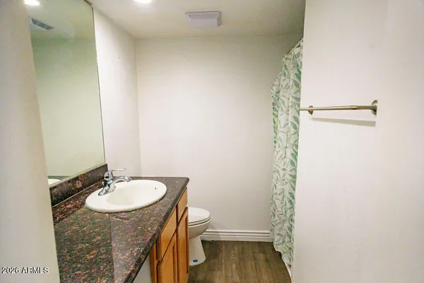 $179,900 | 1702 West Tuckey Lane, Unit 103, Phoenix, AZ 85015