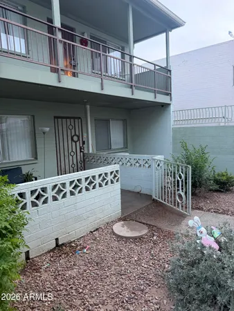 $179,900 | 1702 West Tuckey Lane, Unit 103, Phoenix, AZ 85015