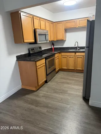 $179,900 | 1702 West Tuckey Lane, Unit 103, Phoenix, AZ 85015