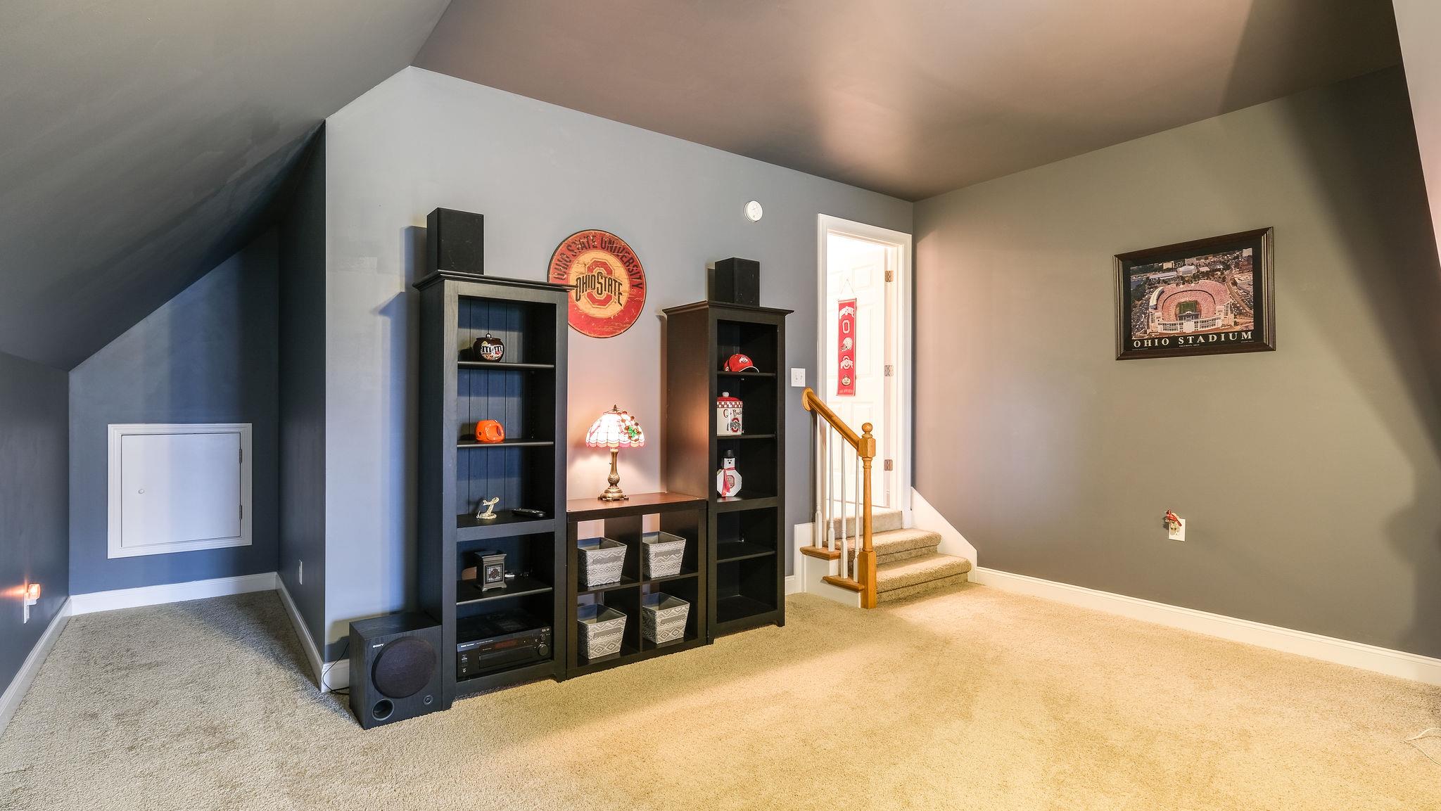 7920 Powells Chapel Road Murfreesboro, TN 37129 - Photo 17 of 29 a view of a hallway with windows