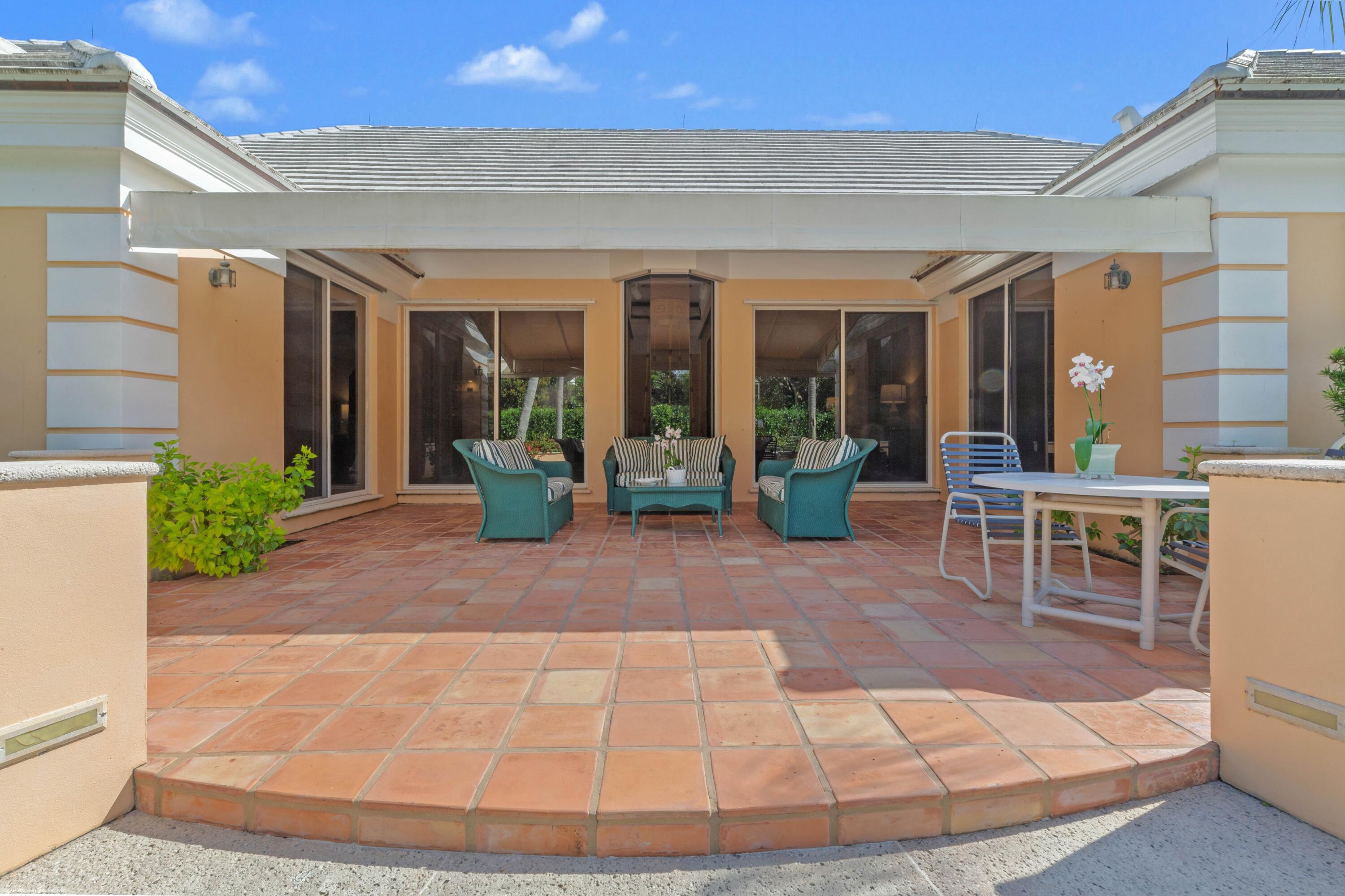 154 South Beach Road Jupiter Island, FL 33455 - Photo 14 of 19 154 South Beach Rd 032