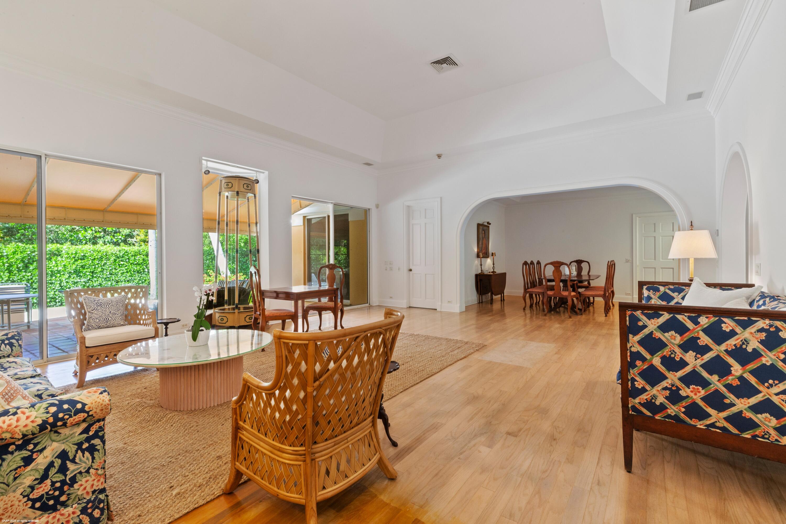 154 South Beach Road Jupiter Island, FL 33455 - Photo 4 of 19 154 South Beach Rd 016
