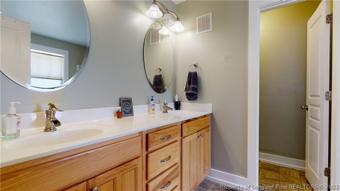 836 Ruth Circle Fuquay-Varina, NC 27526 - Photo 17 of 30 Gallery Image 17