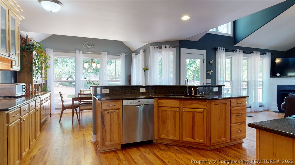 836 Ruth Circle Fuquay-Varina, NC 27526 - Photo 10 of 30 Gallery Image 10