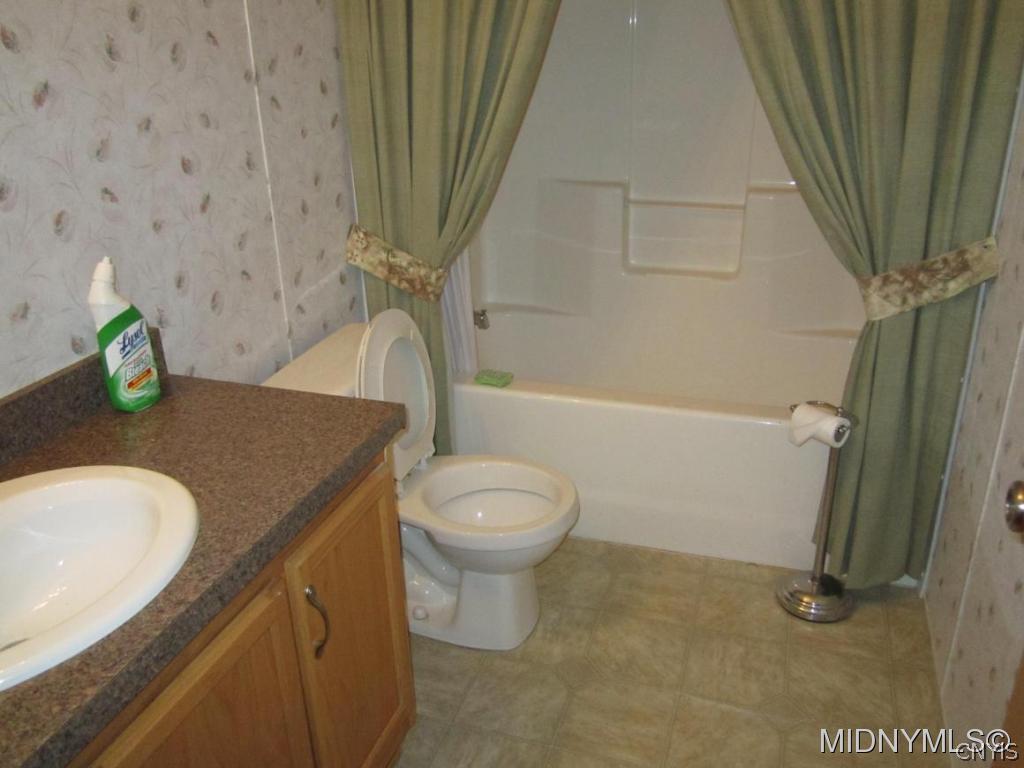 9345 Harris Road Lee Center, NY 13363 - Photo 11 of 12 Gallery Image 11