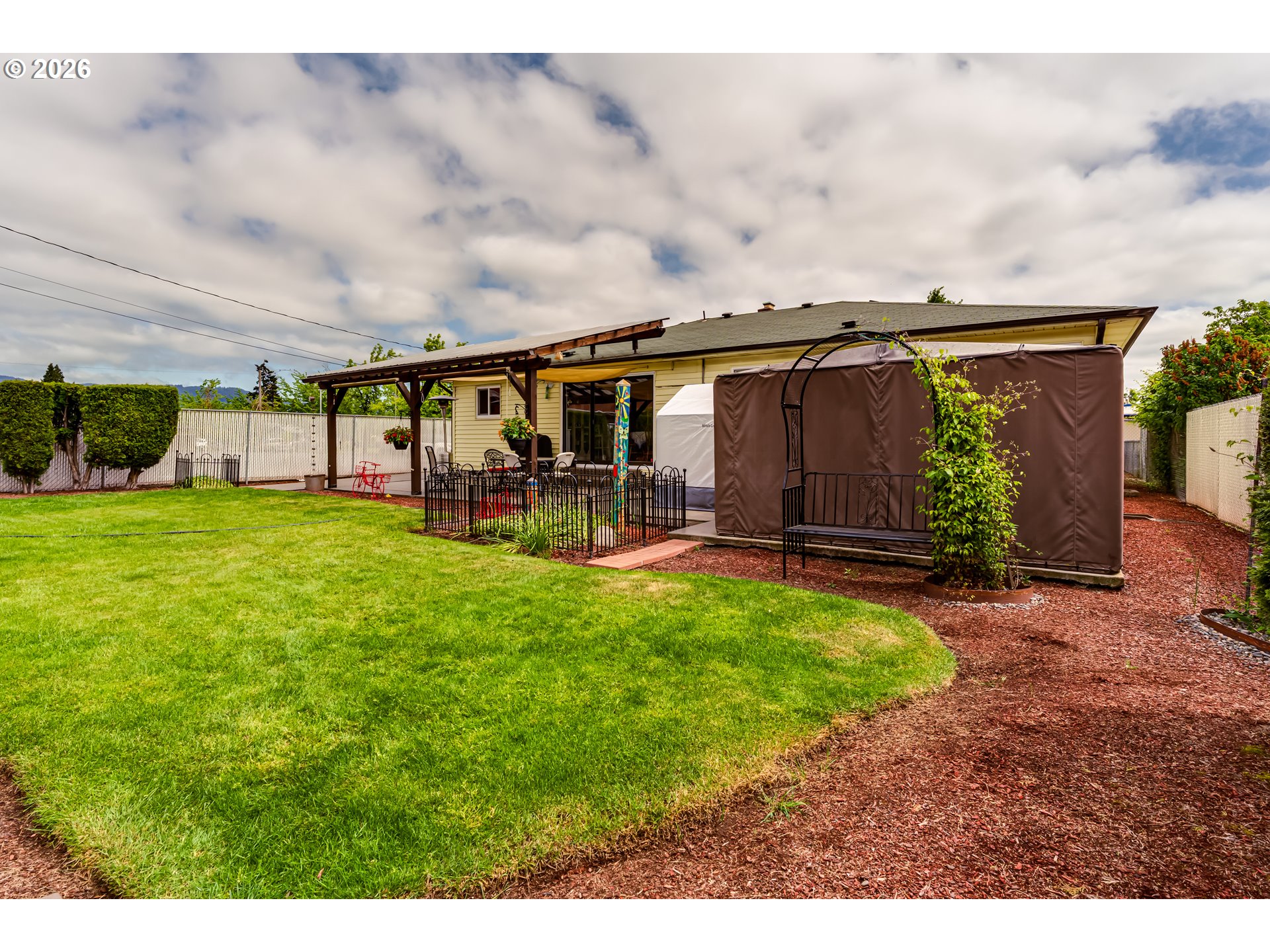 1406 Carter Lane Springfield, OR 97477 - Photo 40 of 43