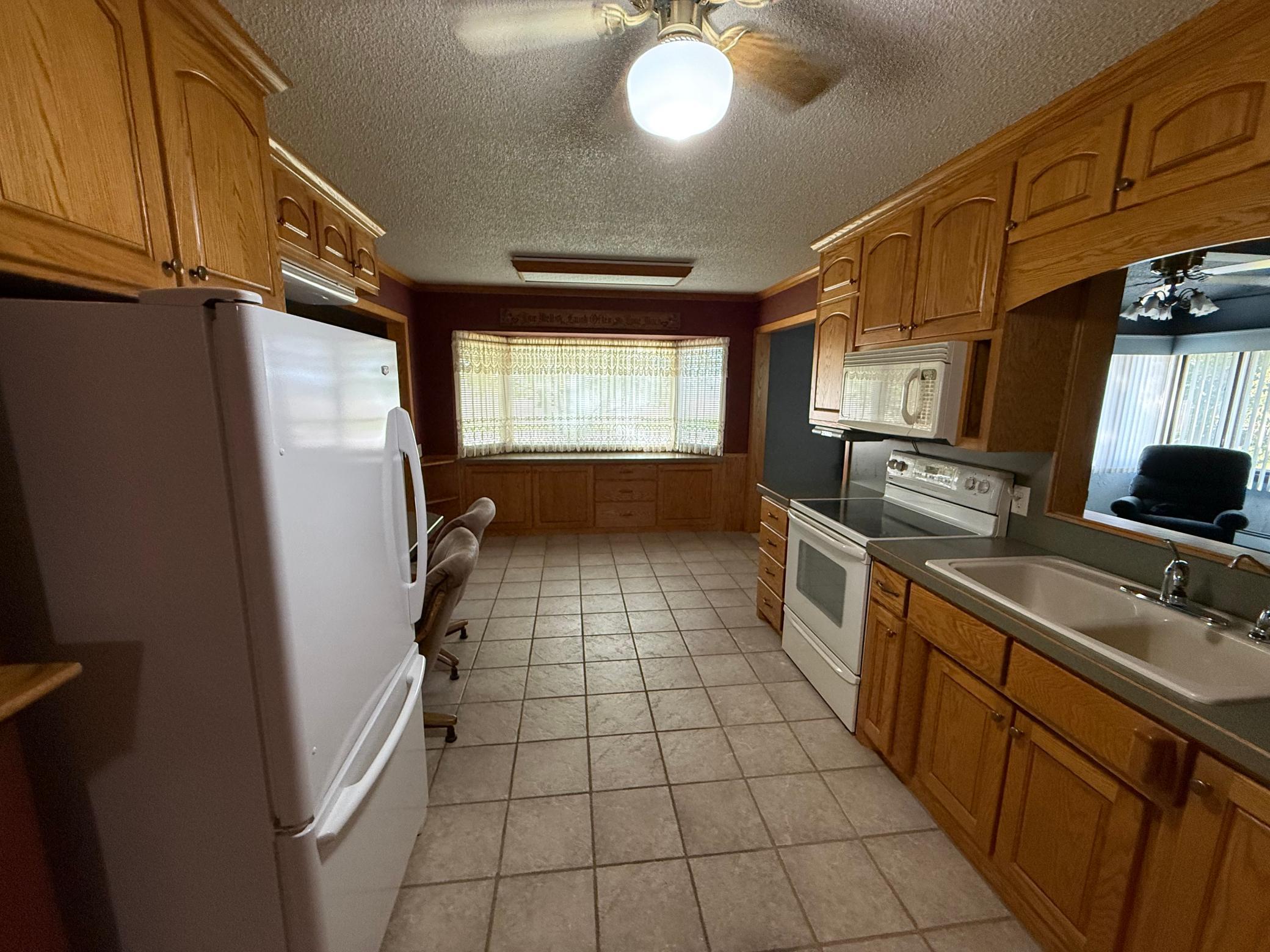 1134 10th Street Westbrook, MN 56183 - Photo 12 of 44