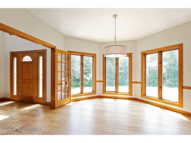 158 Helm Road Barrington Hills, IL 60010 - Photo 9 of 25