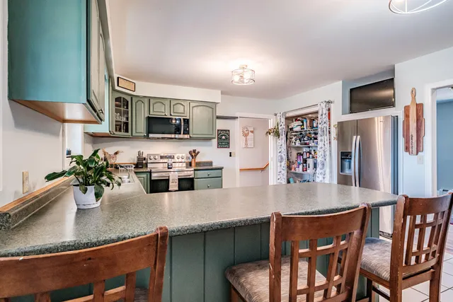 $550,000 | 8 Mikes Way, Limington, ME 04049