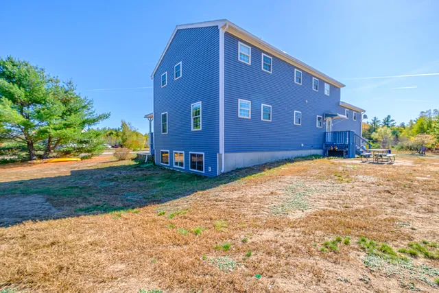 $550,000 | 8 Mikes Way, Limington, ME 04049