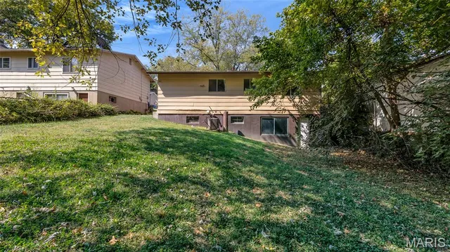 $110,000 | 10062 Bon Oak Drive, St. Louis, MO 63136