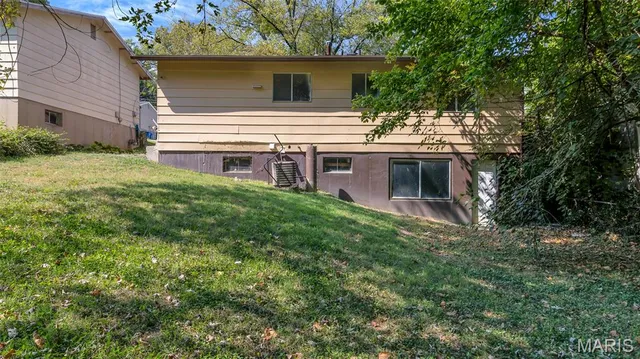 $110,000 | 10062 Bon Oak Drive, St. Louis, MO 63136