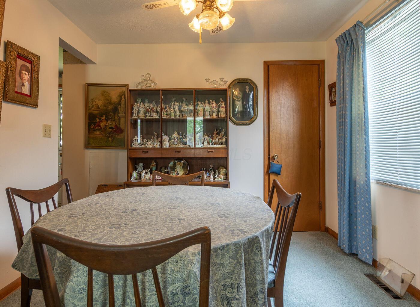 3547 Noe Bixby Road Columbus, OH 43232 - Photo 10 of 27 9