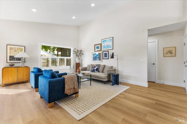 $945,000 | 1158 Hillside Drive, Healdsburg, CA 95448