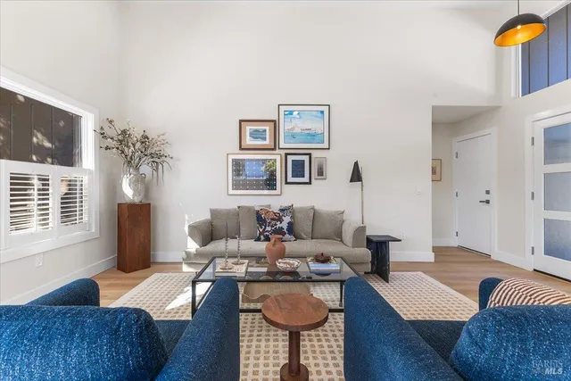 $945,000 | 1158 Hillside Drive, Healdsburg, CA 95448