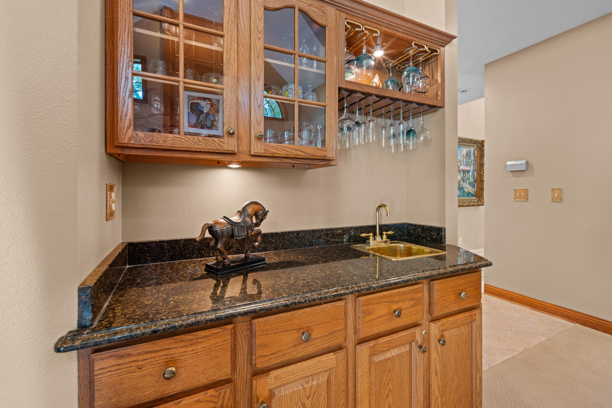 N27W5230 Hamilton Road Cedarburg, WI 53012 - Photo 12 of 67 Great Room Wet Bar