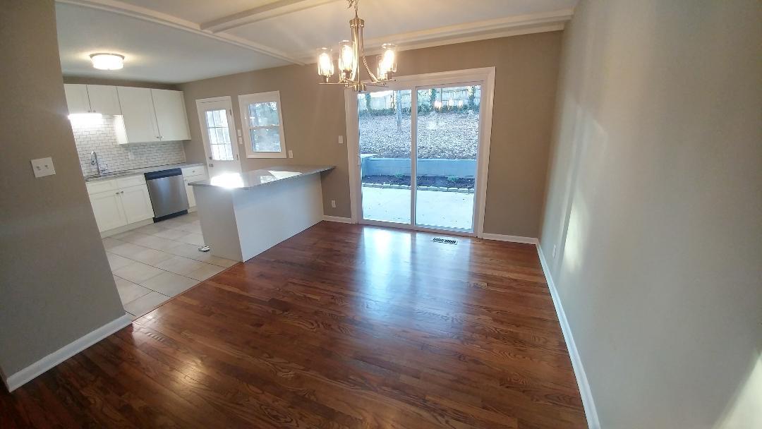 18 Converse Lane Oak Ridge, TN 37830 - Photo 4 of 21 thumbnail (12)