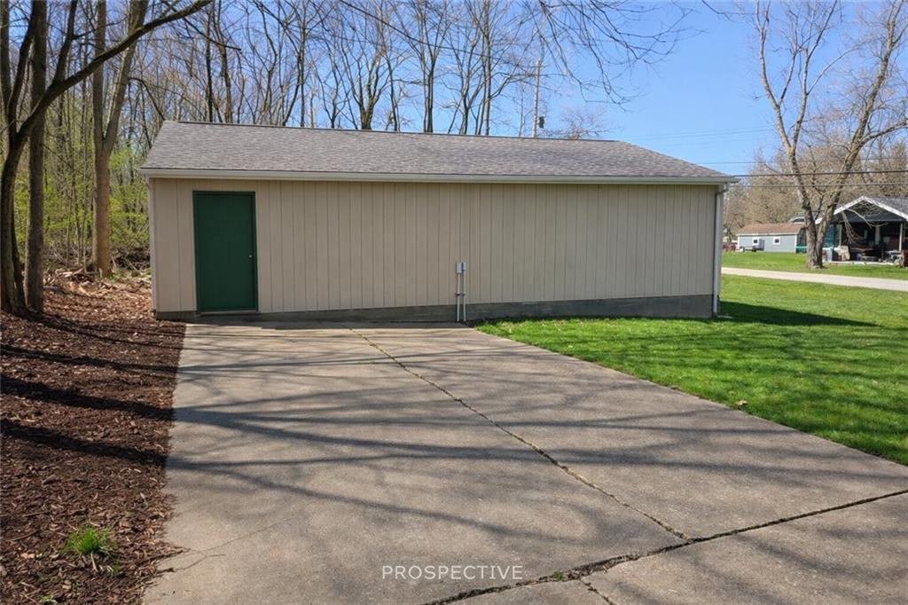 242 Stone Quarry Road Monaca, PA 15061 - Photo 26 of 41