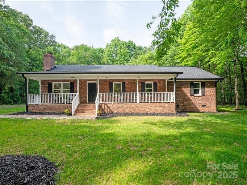 300 Hugh Crocker Road Matthews, NC 28104 - Photo 1 of 40 Gallery Image 1
