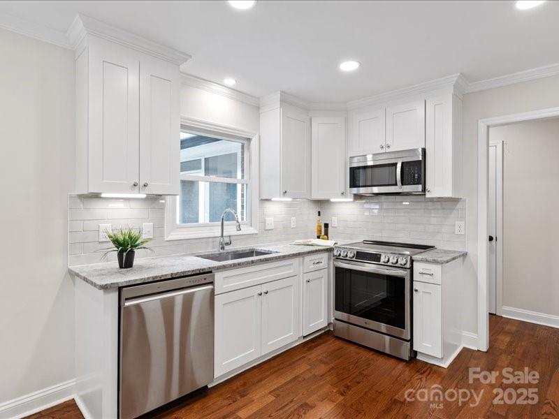 300 Hugh Crocker Road Matthews, NC 28104 - Photo 10 of 40 Gallery Image 10