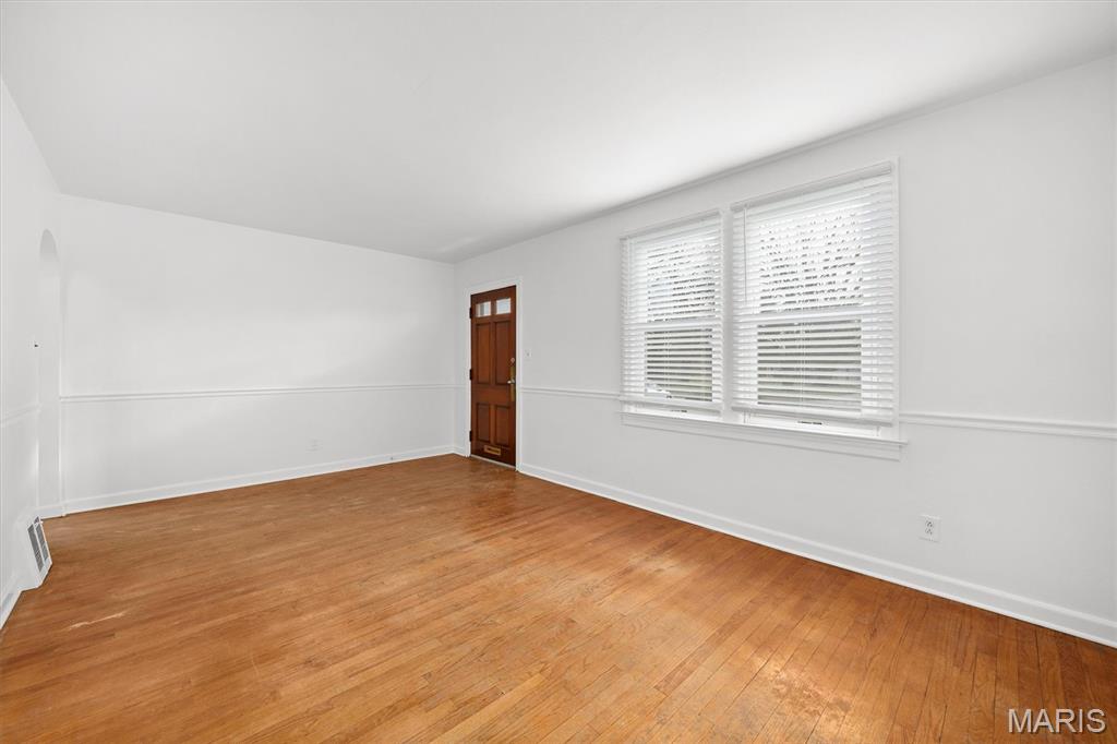 2105 East B Street Belleville, IL 62221 - Photo 5 of 27