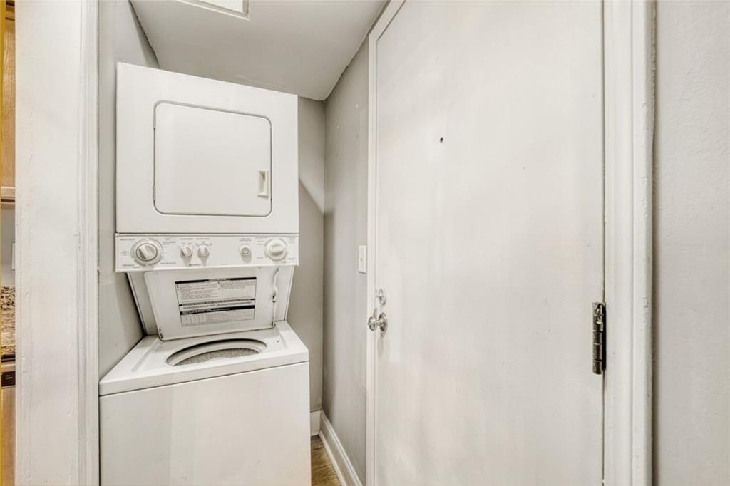 6851 Roswell Road, Unit A5 Atlanta, GA 30328 - Photo 20 of 35 a view of washer and dryer