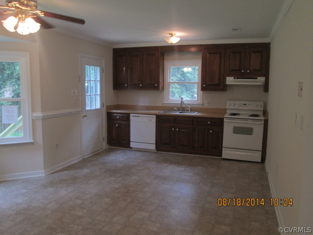 2654 Beaver Falls Road Midlothian, VA 23112 - Photo 3 of 23 Gallery Image 3