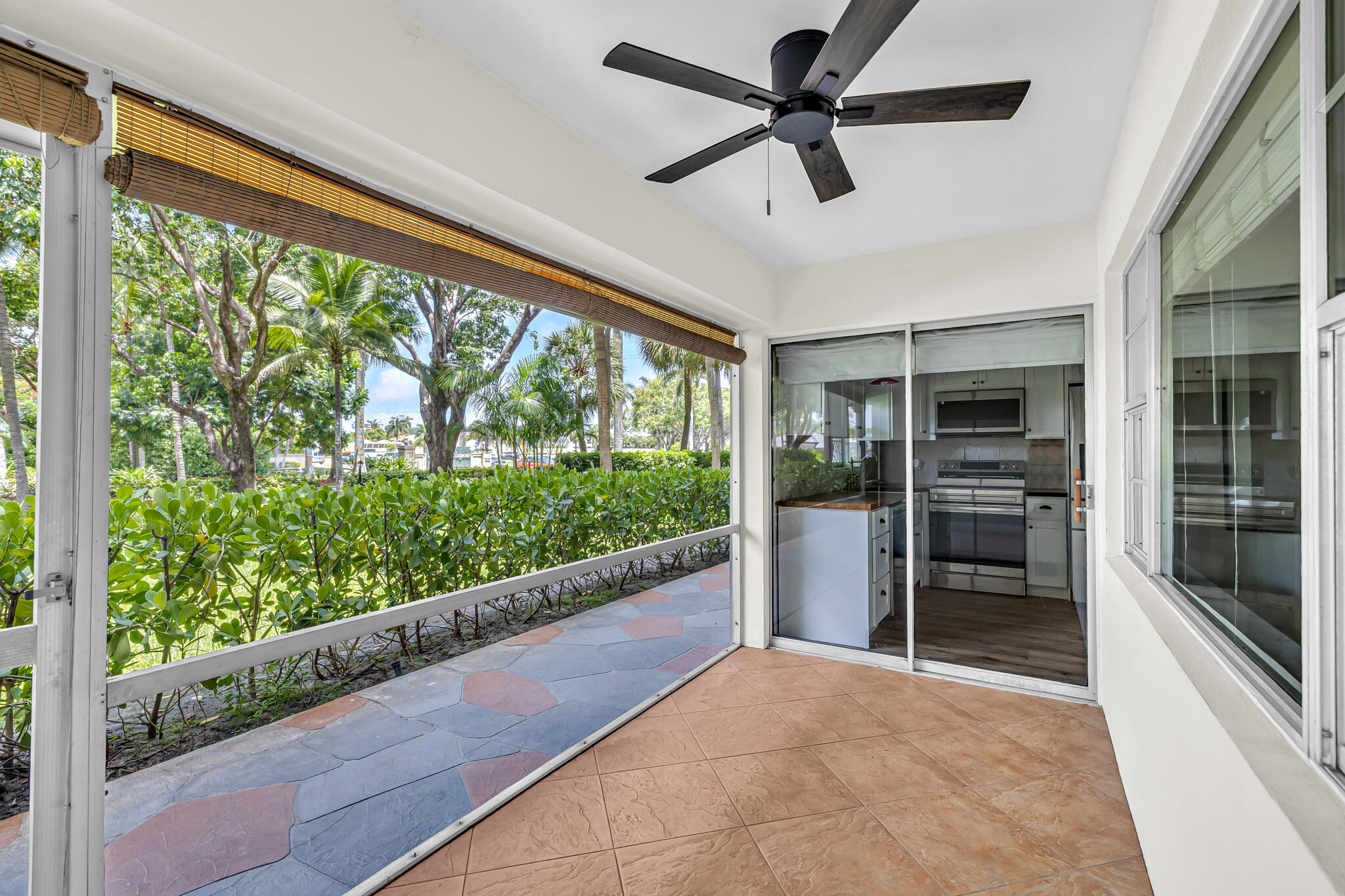 100 Royal Palm Way, Unit 1030 Boca Raton, FL 33432 - Photo 18 of 25 Screen in front porch