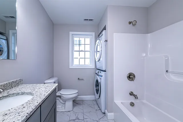 $620,000 | 29 Derry Road, Hudson, NH 03051