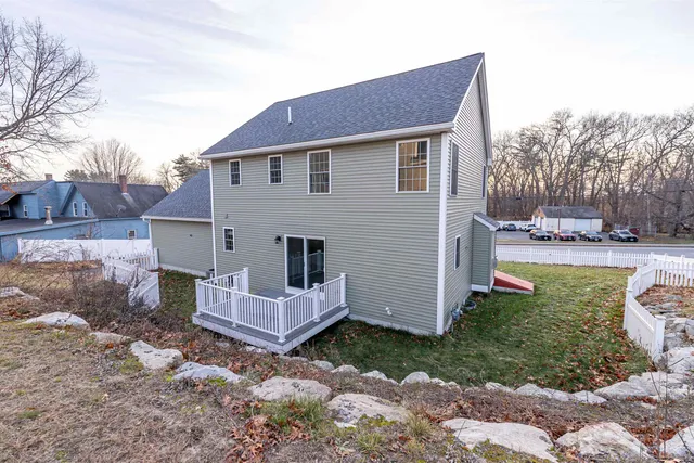 $620,000 | 29 Derry Road, Hudson, NH 03051