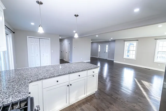 $620,000 | 29 Derry Road, Hudson, NH 03051