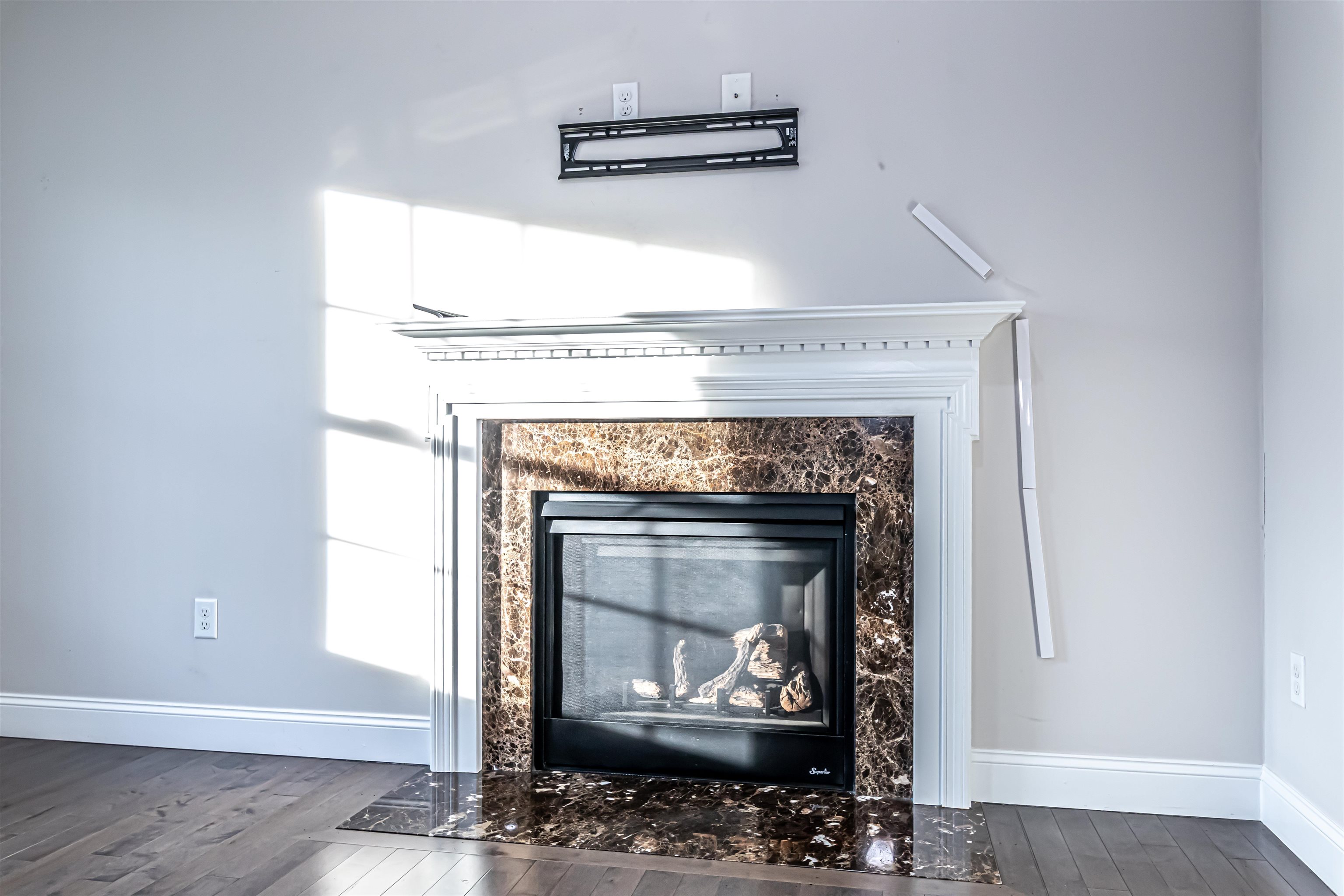 29 Derry Road Hudson, NH 03051 - Photo 10 of 26