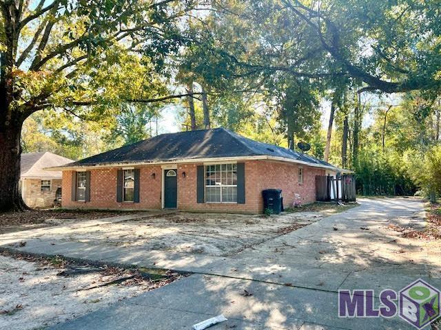 13338 East Shamrock Avenue Baton Rouge, LA 70814 - Photo 2 of 16 Side