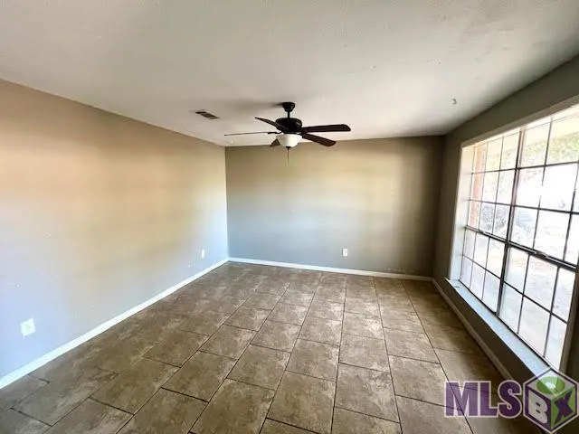 $100,000 | 13338 East Shamrock Avenue, Baton Rouge, LA 70814